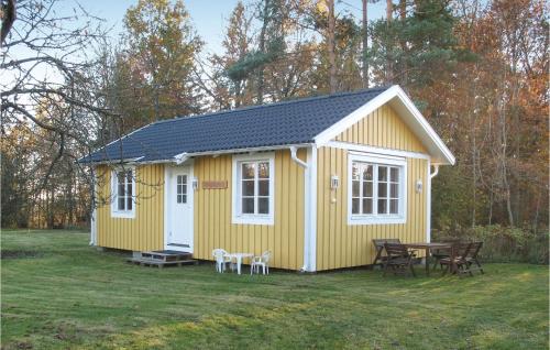 Gorgeous Home In Silverdalen With Kitchen