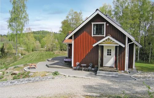 2 Bedroom Beautiful Home In Rrvik