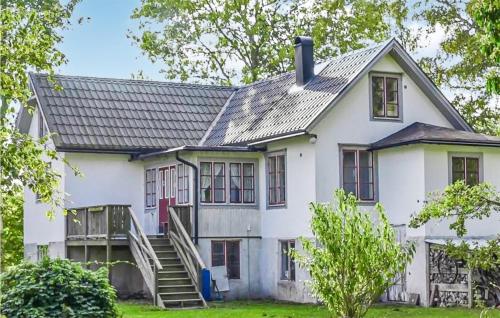 3 Bedroom Amazing Home In Lttorp