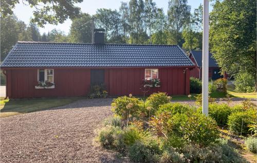 Cozy Home In Reftele With Kitchen